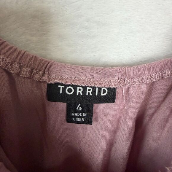 TORRID Women's Challis Eyelet Border Cold Shoulder Blouse Elderberry Size 4X - Picture 3 of 16